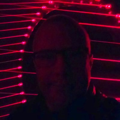 Profile Picture of Jules L (@JLinSpace) on Twitter