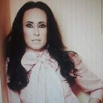 Profile Picture of Tracie Campbell (@lovelymuggs) on Instagram