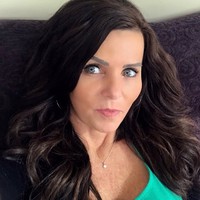 Profile Picture of Lori Robison (@lori-robison-4) on Quora