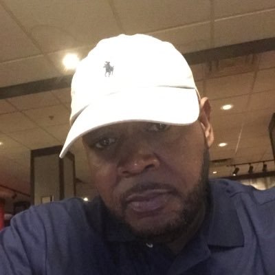 Profile Picture of Mark McGriff (@KingMark1976) on Twitter