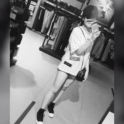 Profile Picture of Hoàng Ngọc Vân (@Park_Sun_Young7) on Twitter