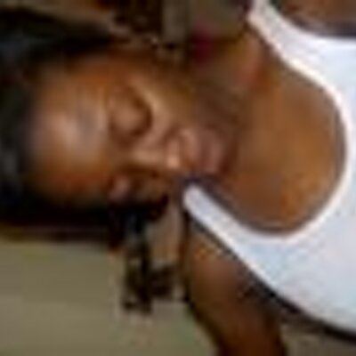Profile Picture of Celia Cain (@CeliaCainqy) on Twitter