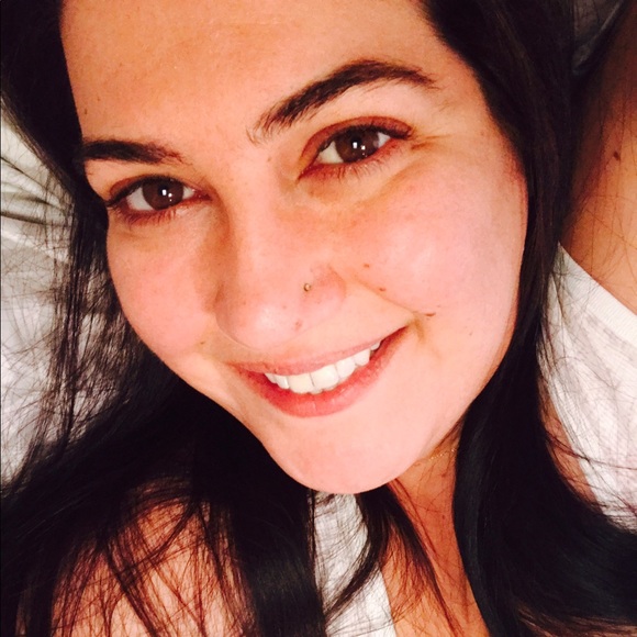 Profile Picture of Pamela Gressman (@pmg320) on Poshmark