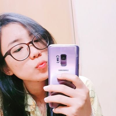 Profile Picture of Hai Yen Nguyen (@Yenuie1625) on Twitter