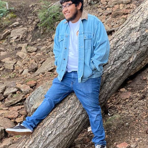 Profile Picture of Adolfo Montes (@adolfomontes67) on Poshmark