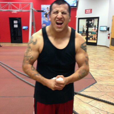 Profile Picture of Gilbert Enriquez (@BertFuego520) on Twitter