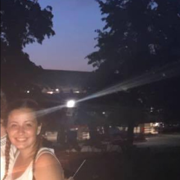 Profile Picture of Olivia Perrino (@olivia_perrino) on Poshmark