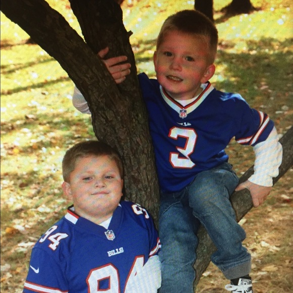 Profile Picture of Jeanette Kuznik (@kuznik47) on Poshmark