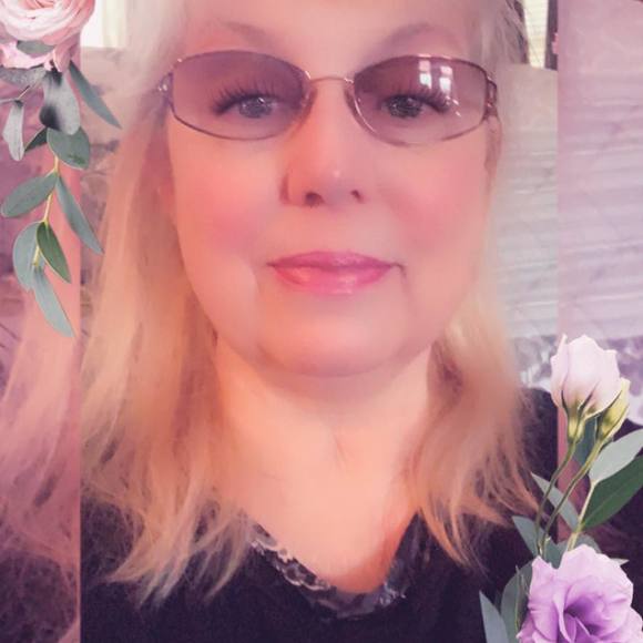 Profile Picture of Sarajane Reid (@sarajane1919) on Poshmark