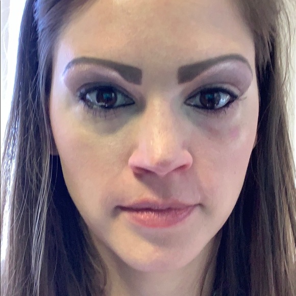 Profile Picture of Sarah Fornelli (@sfornelli) on Poshmark