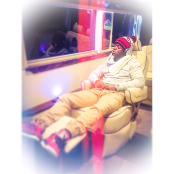 Profile Picture of P Neish (@pneish) on Poshmark