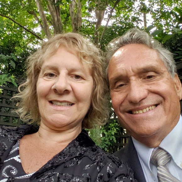 Profile Picture of Bargain Bargain (@jcioll2225) on Poshmark