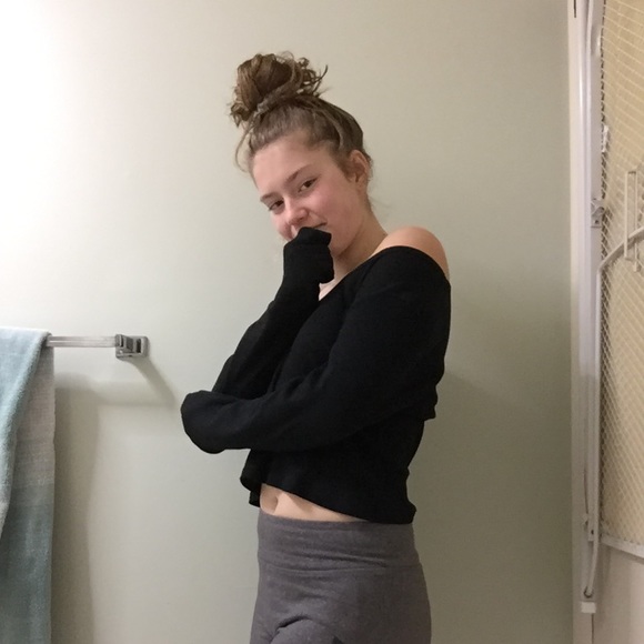Profile Picture of Memea Frazita (@mea104) on Poshmark