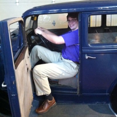 Profile Picture of Chris Jeffrey (@bigstoph_33) on Twitter