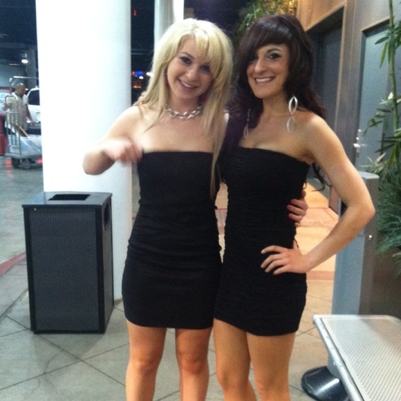 Profile Picture of Molly Aharoni (@aharonim) on Poshmark