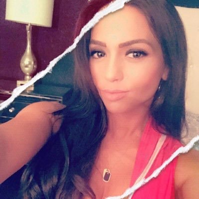 Profile Picture of Alexa Jimenez (@SenoraTinieblas) on Twitter