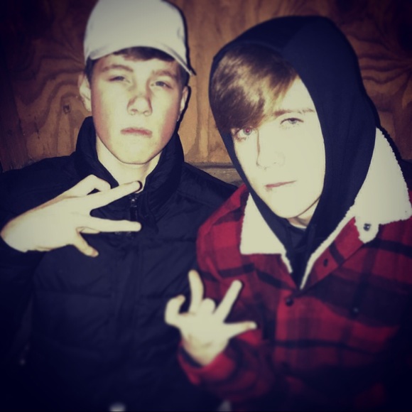 Profile Picture of Joey Doty (@joey_doty9) on Poshmark