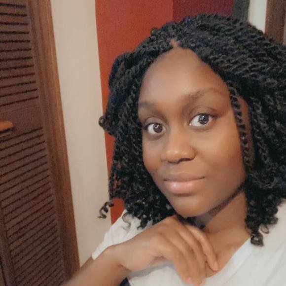 Profile Picture of Kishma Davidson (@tricks31) on Poshmark