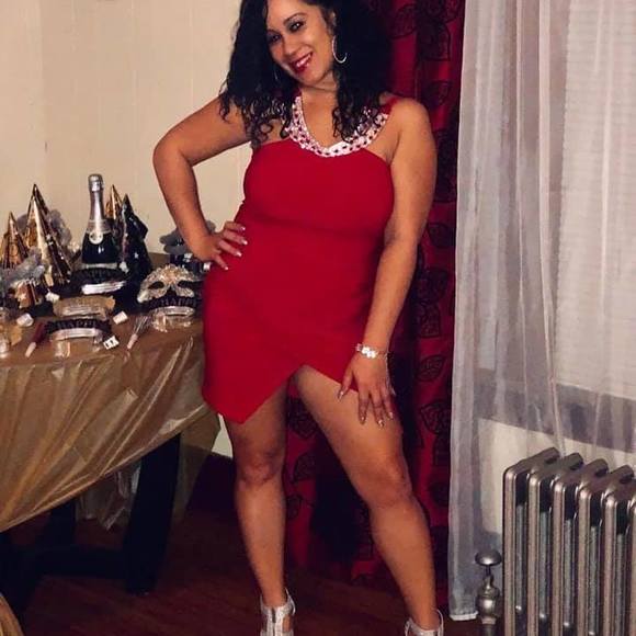 Profile Picture of Itza Mateo martinez (@sally1977) on Poshmark