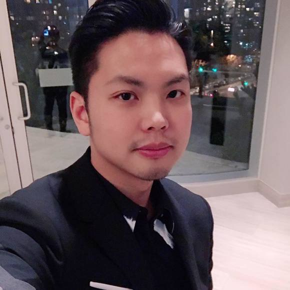 Profile Picture of James Chang (@jameschang19) on Poshmark