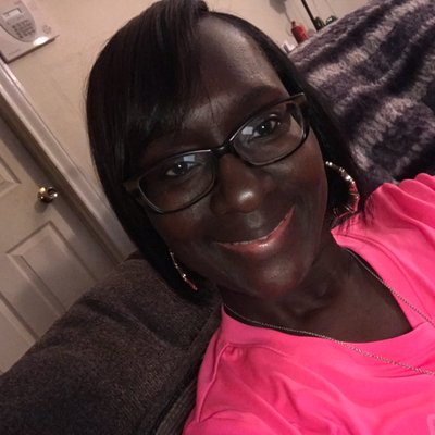 Profile Picture of Annetta (@annetta_moore1) on Twitter