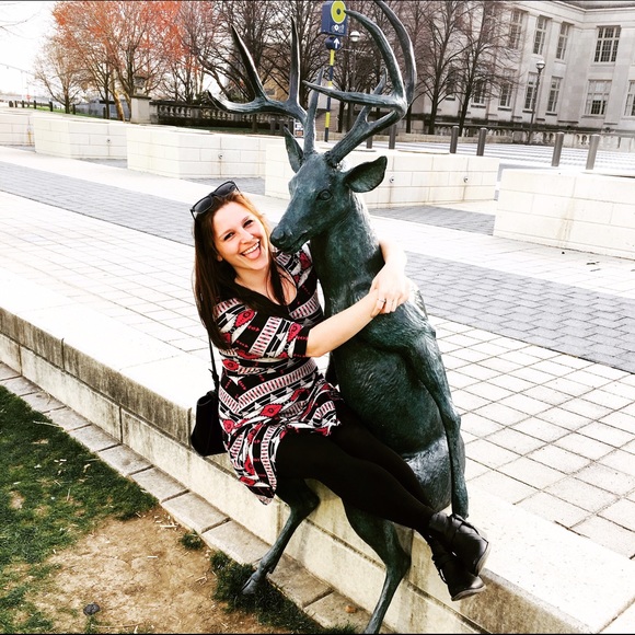 Profile Picture of Sarah Mohr (@smohrz321) on Poshmark