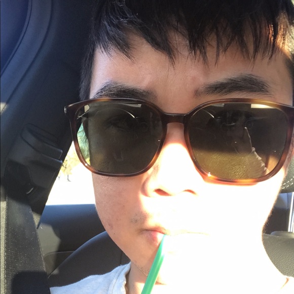 Profile Picture of Calvin Chen (@iamcalvinchen) on Poshmark