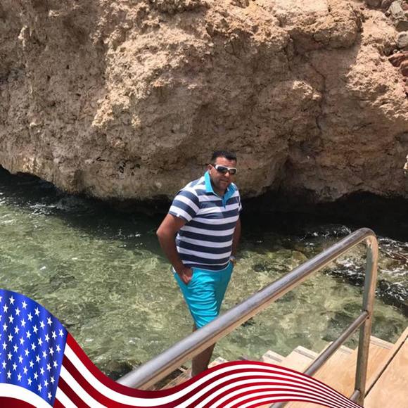 Profile Picture of Ghoneim Ghoneim (@gghoneim70) on Poshmark