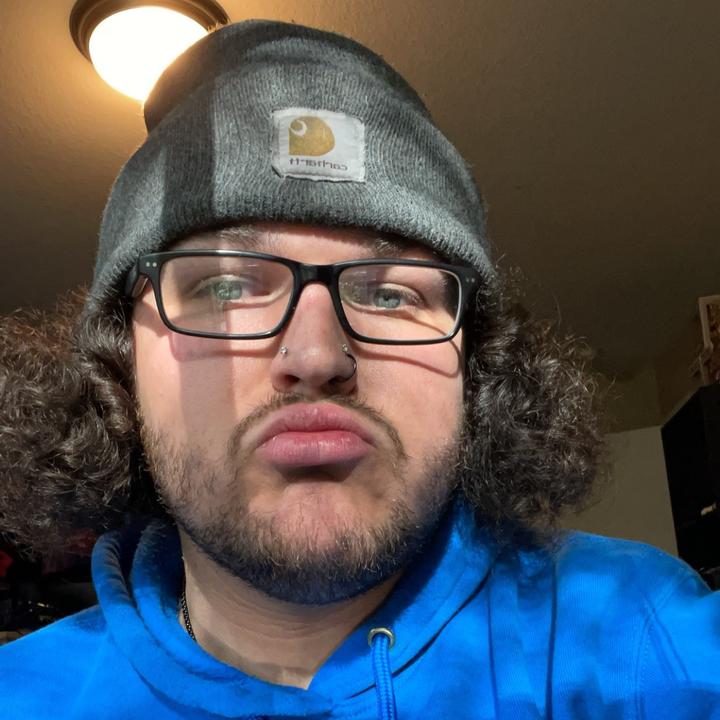 Profile Picture of David hinds (@cozydavee) on Tiktok