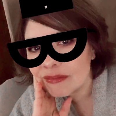 Profile Picture of Ann Val (@annvaldes) on Twitter