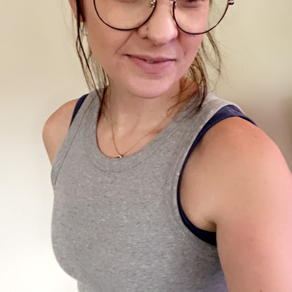 Profile Picture of Allison Redd (@allisonredd983) on Poshmark