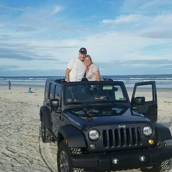 Profile Picture of Charlene Shelinsky (@cas0573) on Poshmark