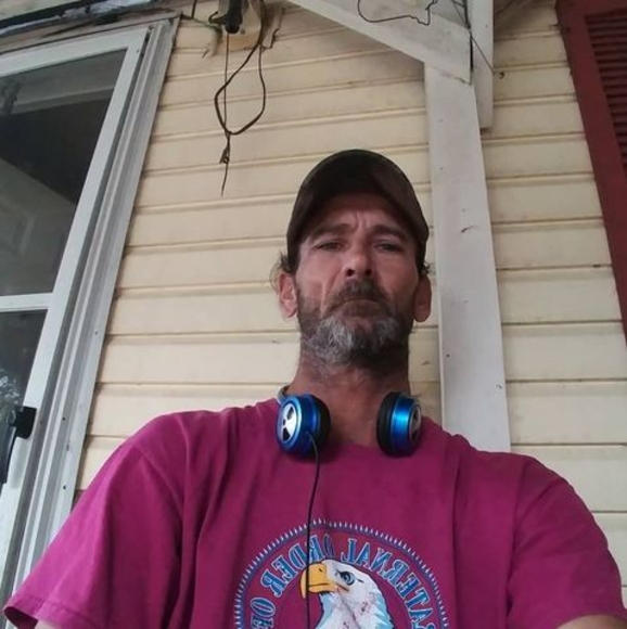 Profile Picture of Daryl Knighten (@darylknighten11) on Poshmark
