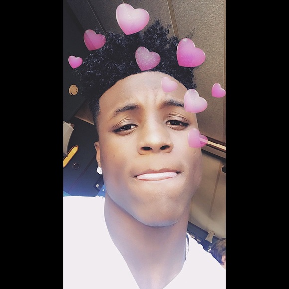 Profile Picture of Ricardo Wright (@cardowright) on Poshmark