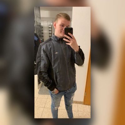 Profile Picture of Adrian Noel Schmidt (@schm4dr1) on Twitter