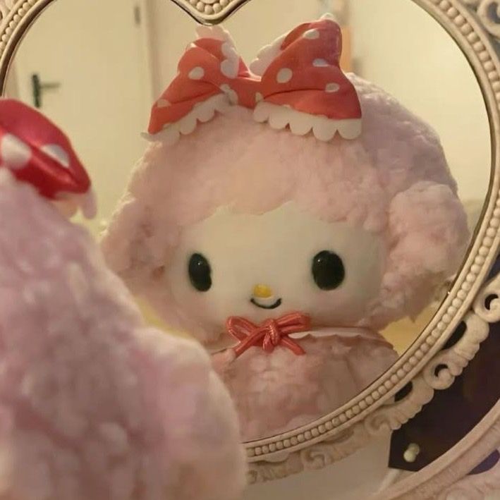 Profile Picture of lucy (@lucy._.jiang) on Tiktok