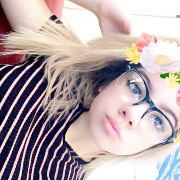 Profile Picture of Abbygail Miyajima (@abbyjima) on Poshmark