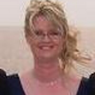 Profile Picture of Michelle Zuidema (@MrsZ47fan) on Twitter