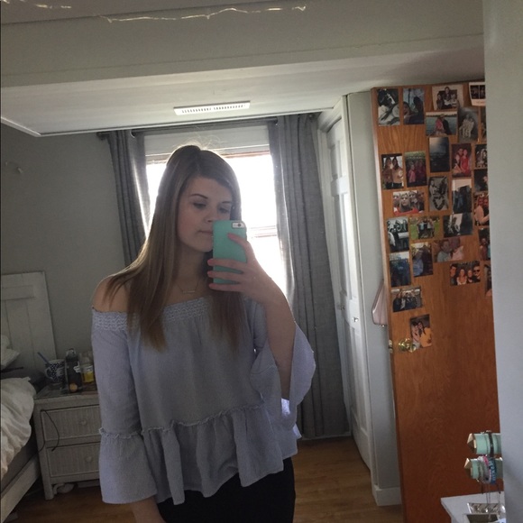 Profile Picture of Grace Pompilio (@gpomp) on Poshmark
