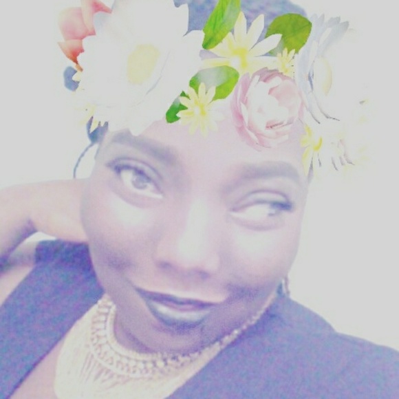 Profile Picture of Tavinisha Burke (@nishab31) on Poshmark