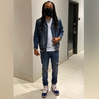 Profile Picture of  RetroJays  (@KevinHouse_) on Twitter