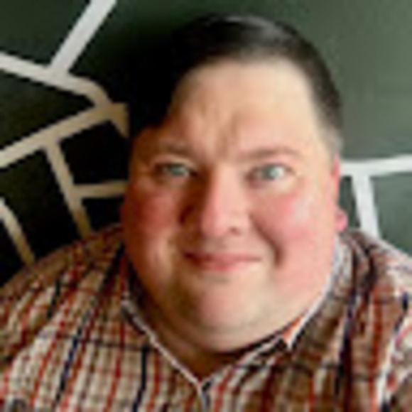 Profile Picture of Jeremy Malone (@jeremymalone906) on Poshmark
