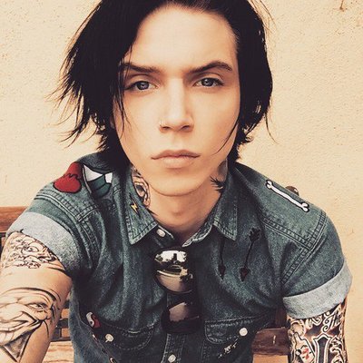 Profile Picture of Andy Andrew Biersack (@AndyAndrewBier2) on Twitter