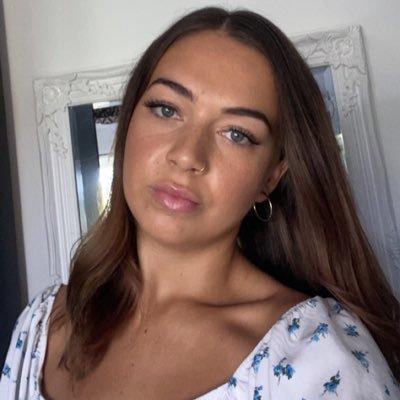 Profile Photo of El (@ellenmassey_) on Twitter