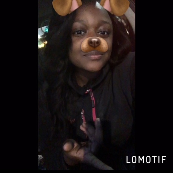 Profile Picture of Maya D (@mayad315) on Poshmark