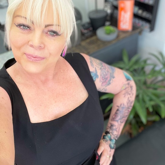 Profile Picture of Michelle Macera (@mswilcox1969) on Poshmark