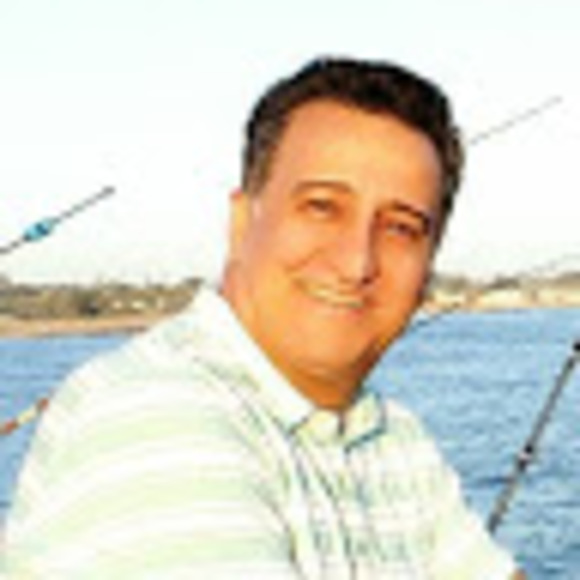 Profile Picture of Hassan Mazloumi (@mazloumi2017) on Poshmark
