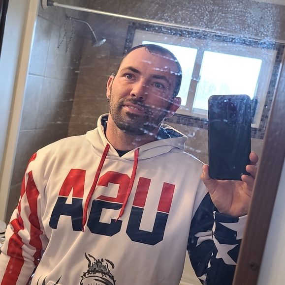 Profile Picture of Brandon Jacobs (@brandonjacob159) on Poshmark