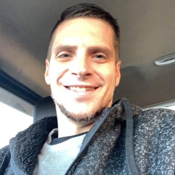 Profile Picture of Paul Maciag (@pmaciag23) on Poshmark