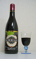 Profile Picture of Crème de cassis - Wikipediaon Wikipedia